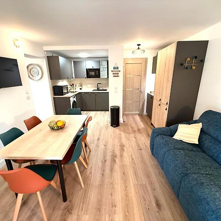 Fiori Di Cala Rossa Residence Hoteliere Lecci Eksteriør bilde