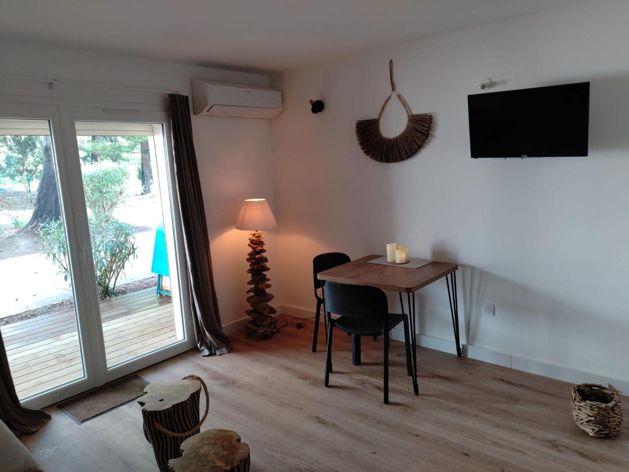 Fiori Di Cala Rossa Residence Hoteliere Lecci Eksteriør bilde