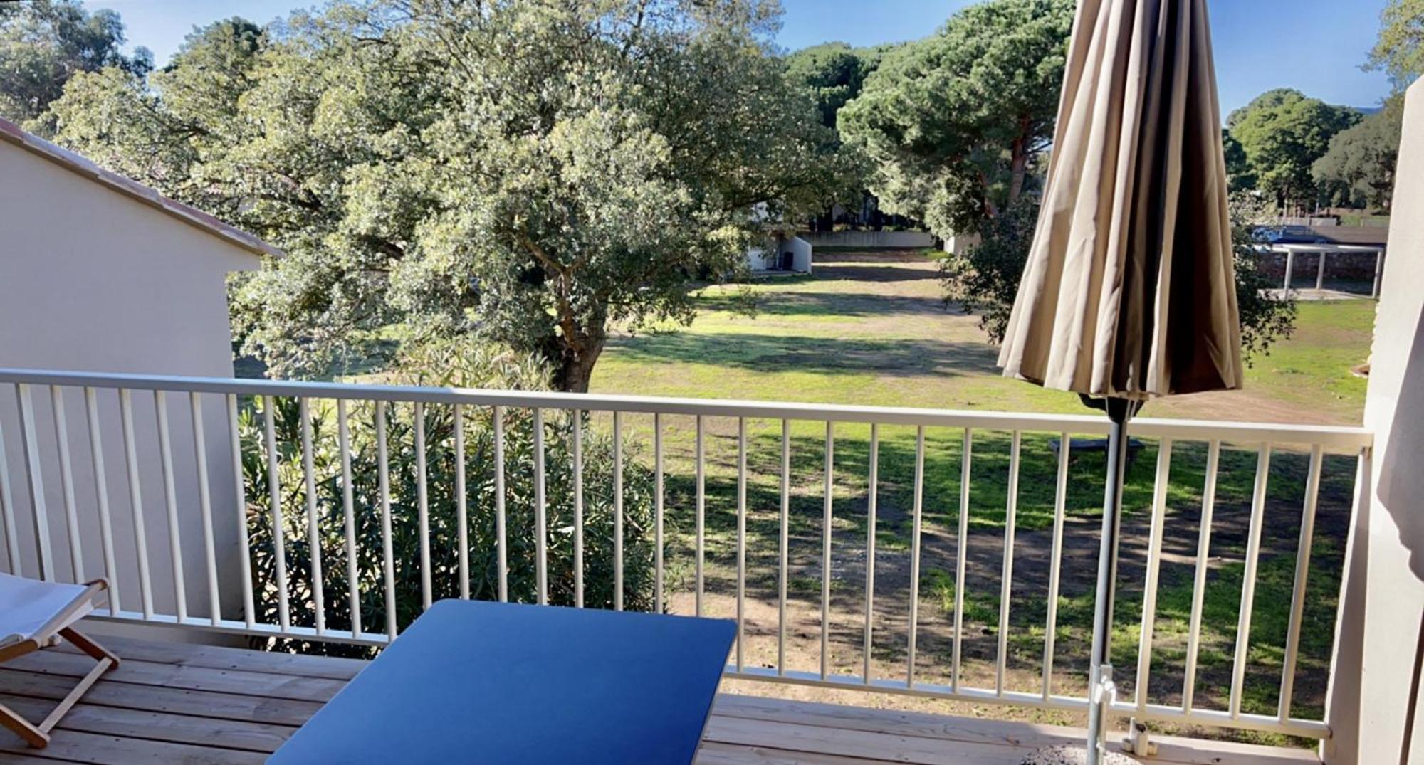 Fiori Di Cala Rossa Residence Hoteliere Lecci Eksteriør bilde