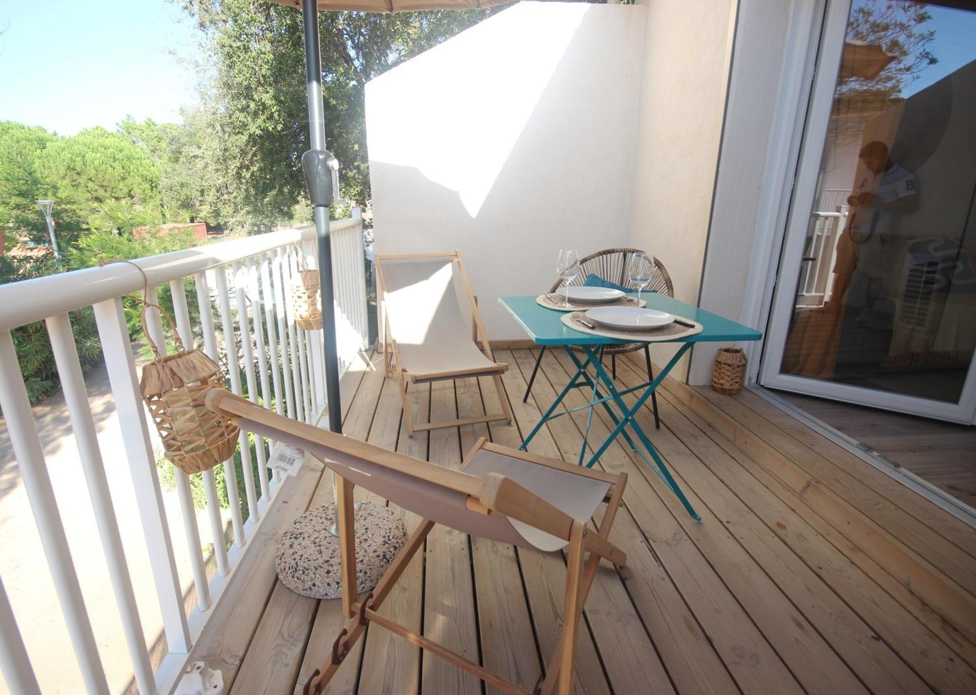 Fiori Di Cala Rossa Residence Hoteliere Lecci Eksteriør bilde